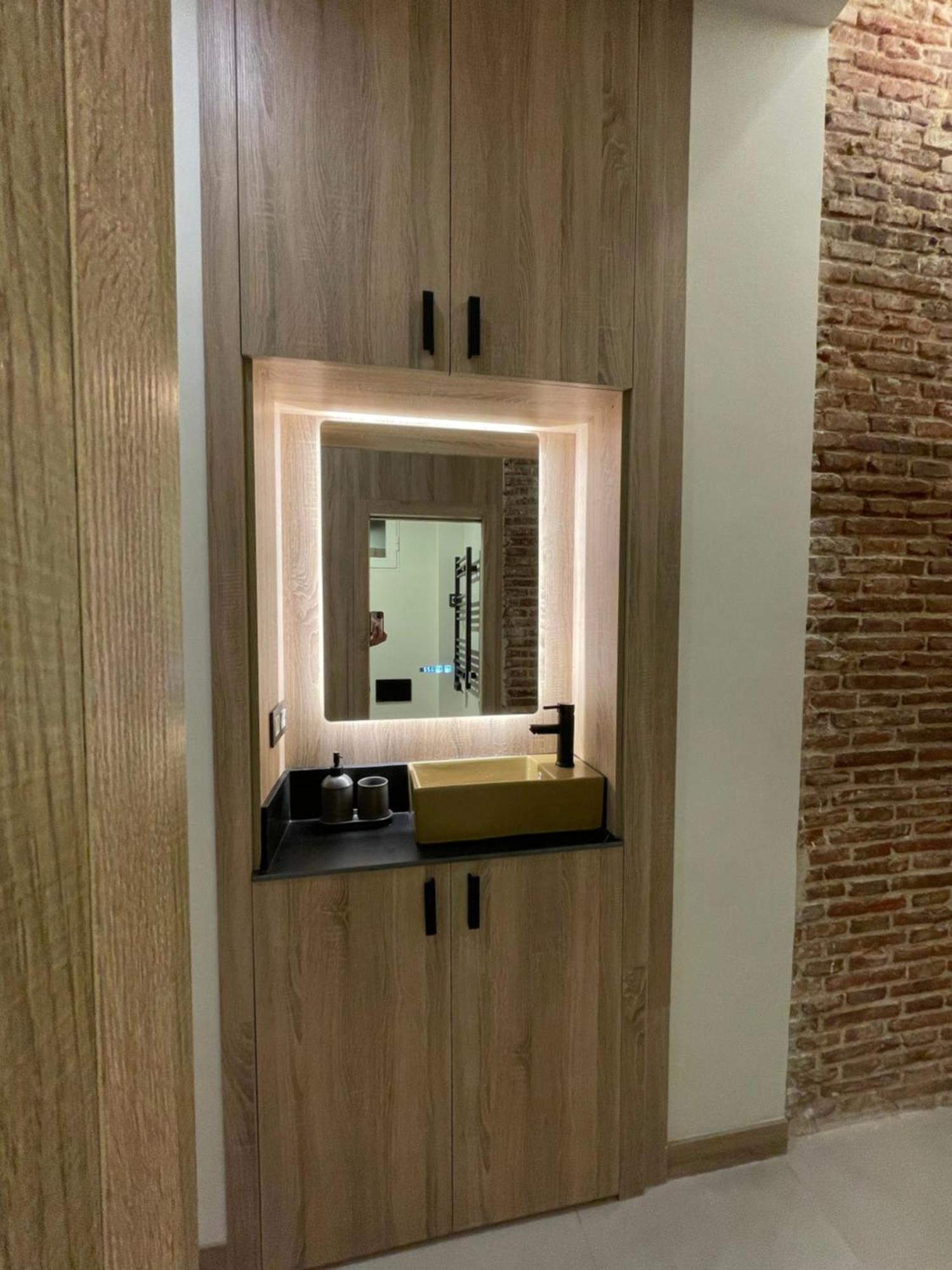 מדריד Apartamento Moderno En Edificio Historico מראה חיצוני תמונה