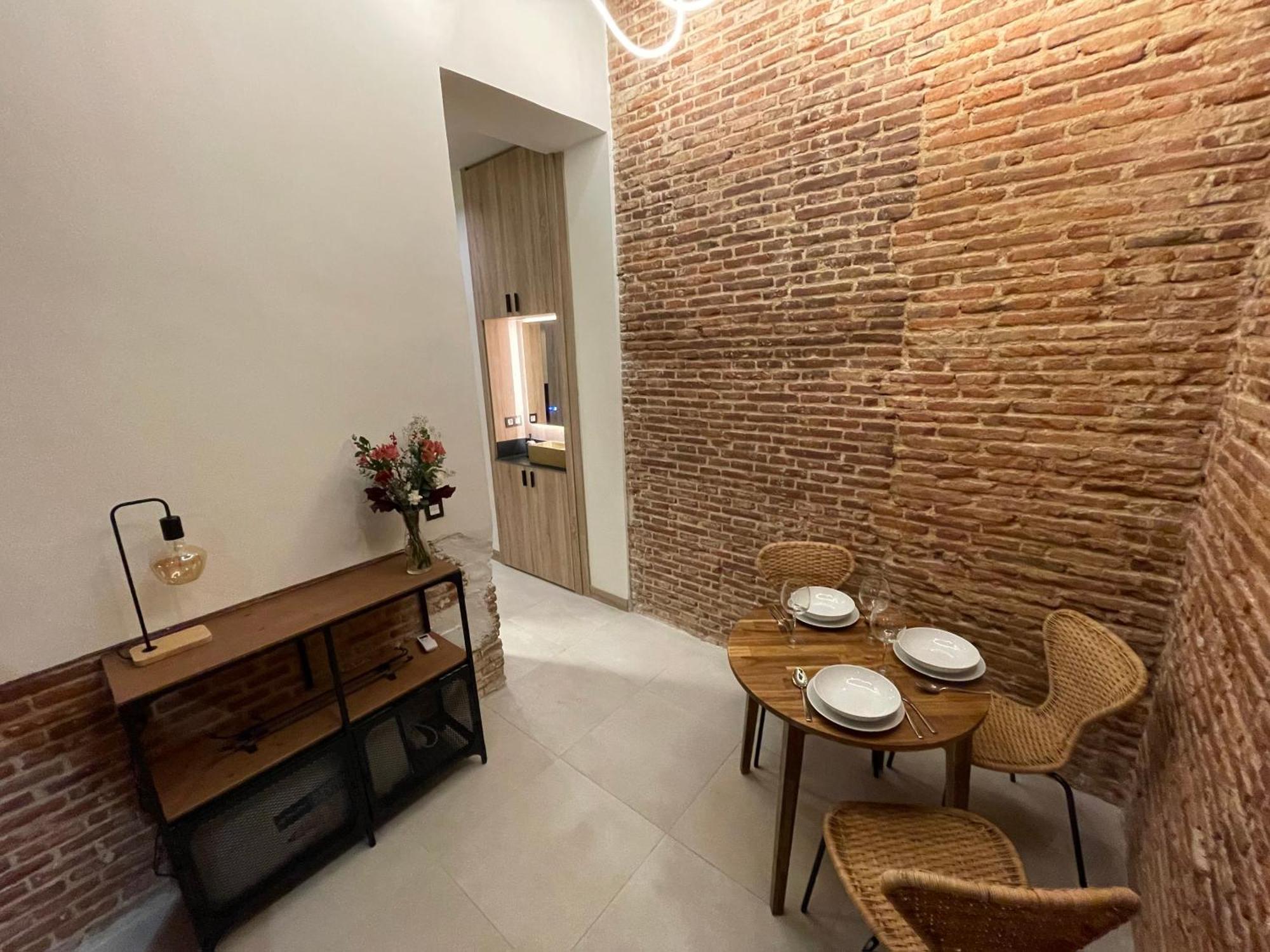מדריד Apartamento Moderno En Edificio Historico מראה חיצוני תמונה